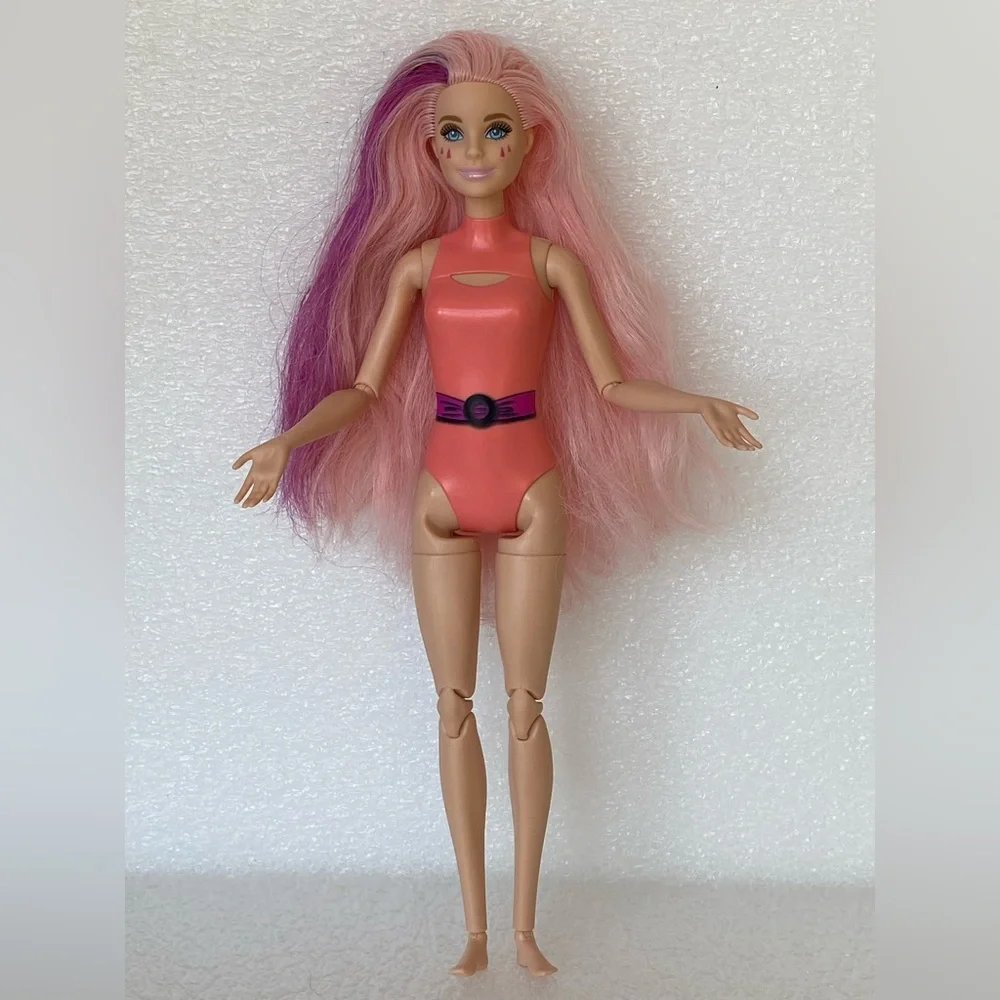 Barbie Pop Reveal Bubble Tea Series Doll with Pink Hair, Made To Move HTJ22